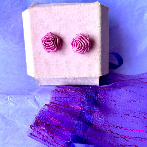 PINK RIBBON ROSE EARRINGS - Picture 2 of 3